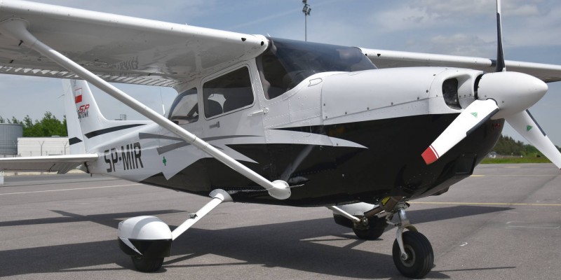 Cessna 172S Centurion SP-MIR